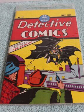 Detective Comics #27 & Fun Comics # 73 (Loot Crate Facsmile Reprints) [SEALED]